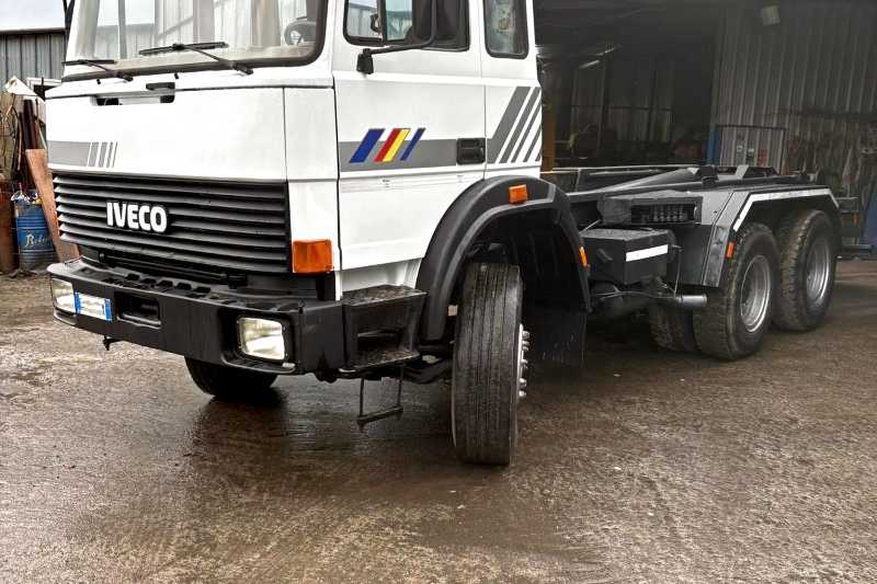 OmecoHub - Immagine IVECO 330-30
